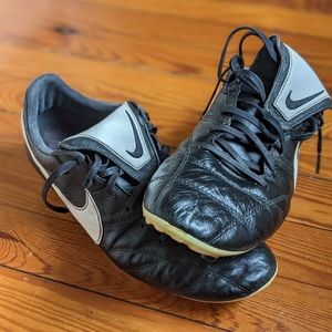 Nike Premier II FG, Men's soccer cleats, size 10